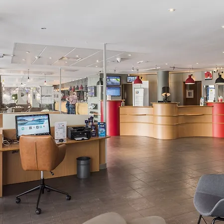 Ibis Marne La Vallee Val D'europe Hotel