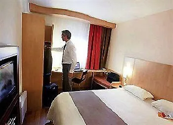 Ibis Marne La Vallee Val D'europe Hotel Montevrain